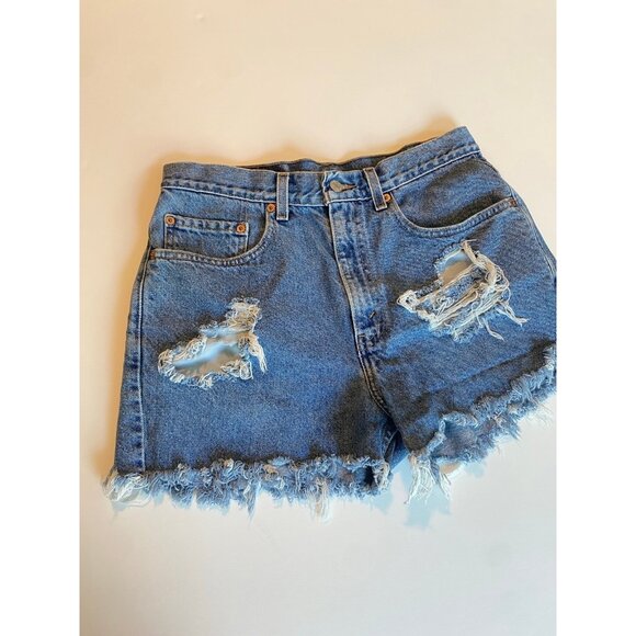 Levi’s Denim Shorts - Picture 7 of 9